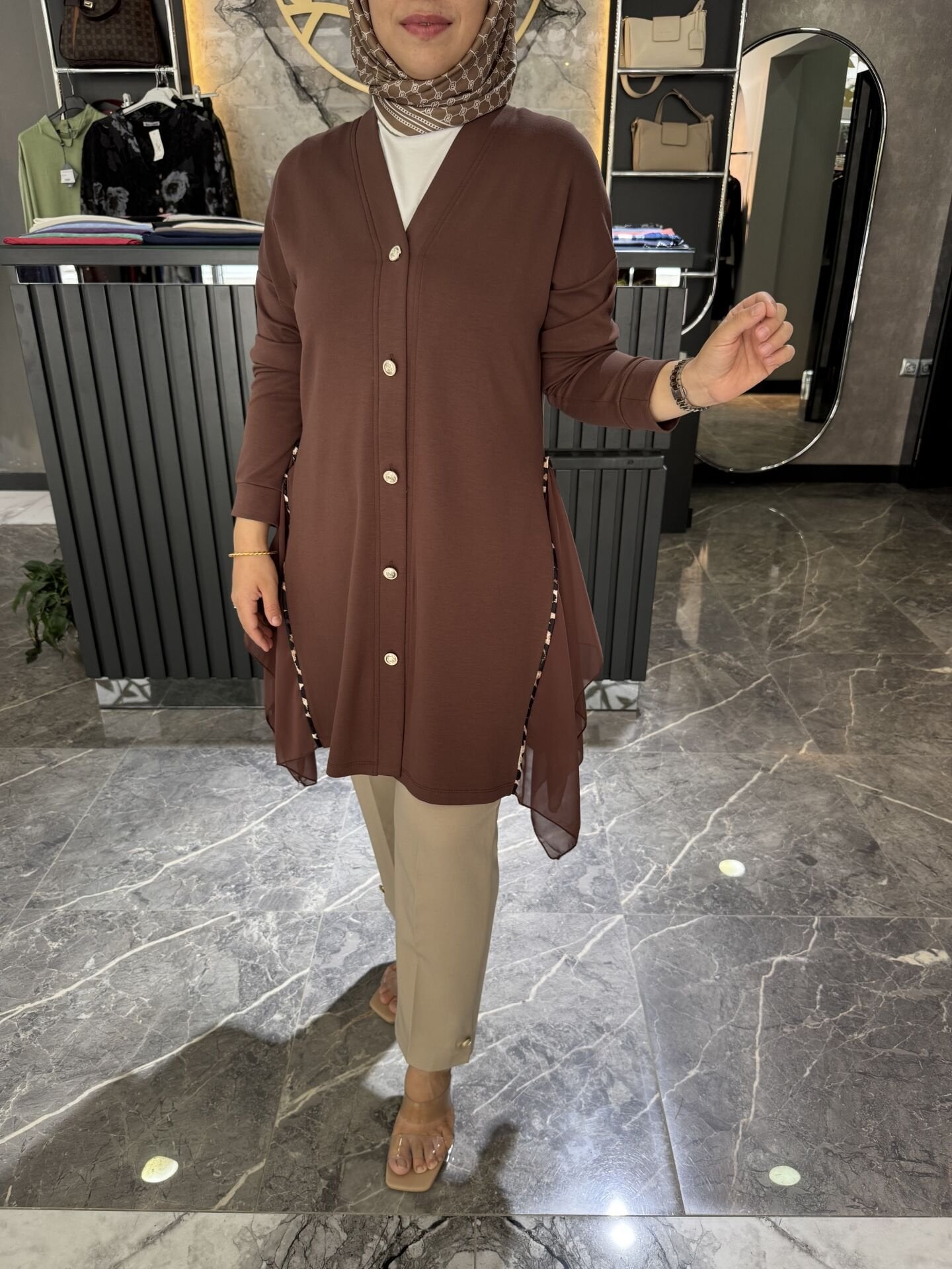 ŞİFON DETAYLI LEOPAR BRİTLİ OYSHO PENYE HIRKA