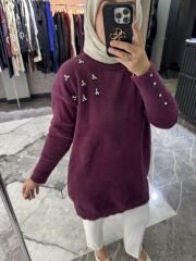 OMUZU TAŞ İŞLEMELİ ANGORA KAZAK