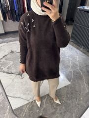 OMUZU TAŞ İŞLEMELİ ANGORA KAZAK