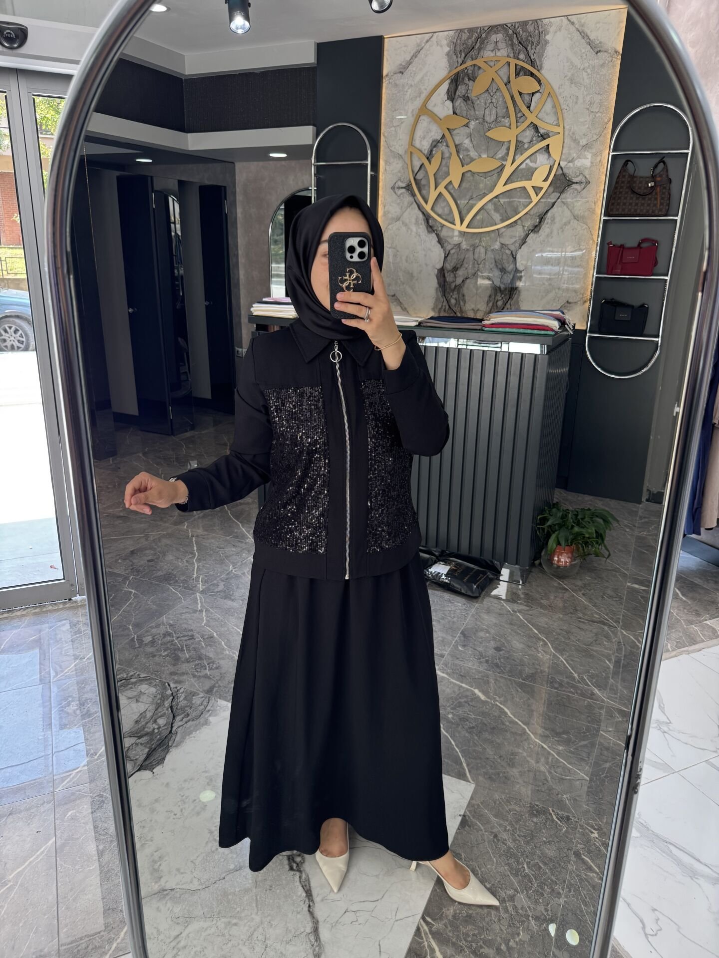 ÖNÜ PAYET KREP ETEKLİ TAKIM