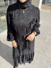 Çiçekli Dantel Elbise