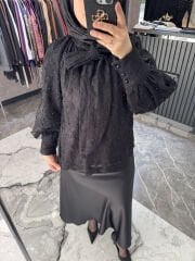 İthal Fularlı Gömlek