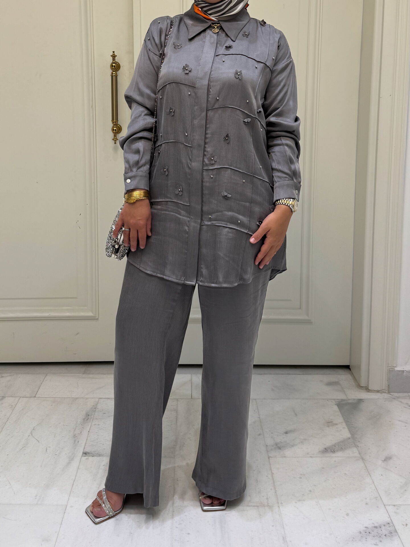 3 BOYUTLU ÇİÇEK DETAY İPEK KUPRA TAKIM