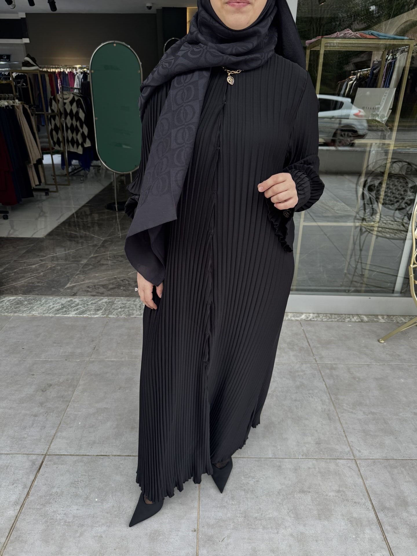 Ultra Hafif Piliseli Ferace