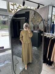 Sedef Düğmeli Etekli Takım