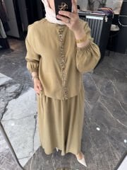 Sedef Düğmeli Etekli Takım