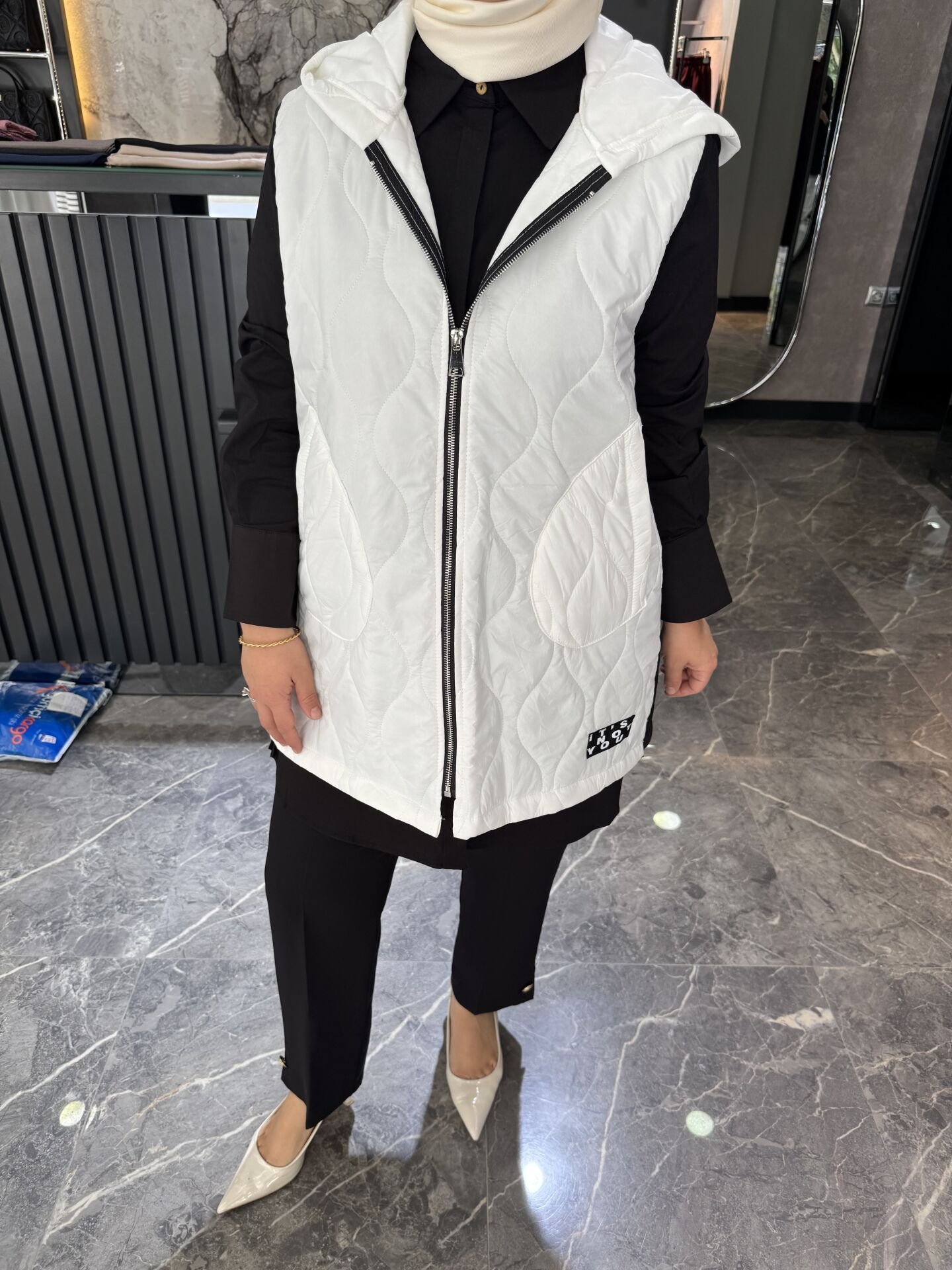 İTHAL KAZ TÜYÜ HAFİF YELEK